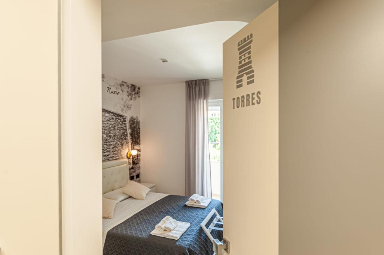 Eleonore Elegant Rooms Cagliari Bagian luar foto