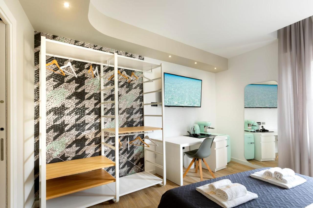 Eleonore Elegant Rooms Cagliari Bagian luar foto
