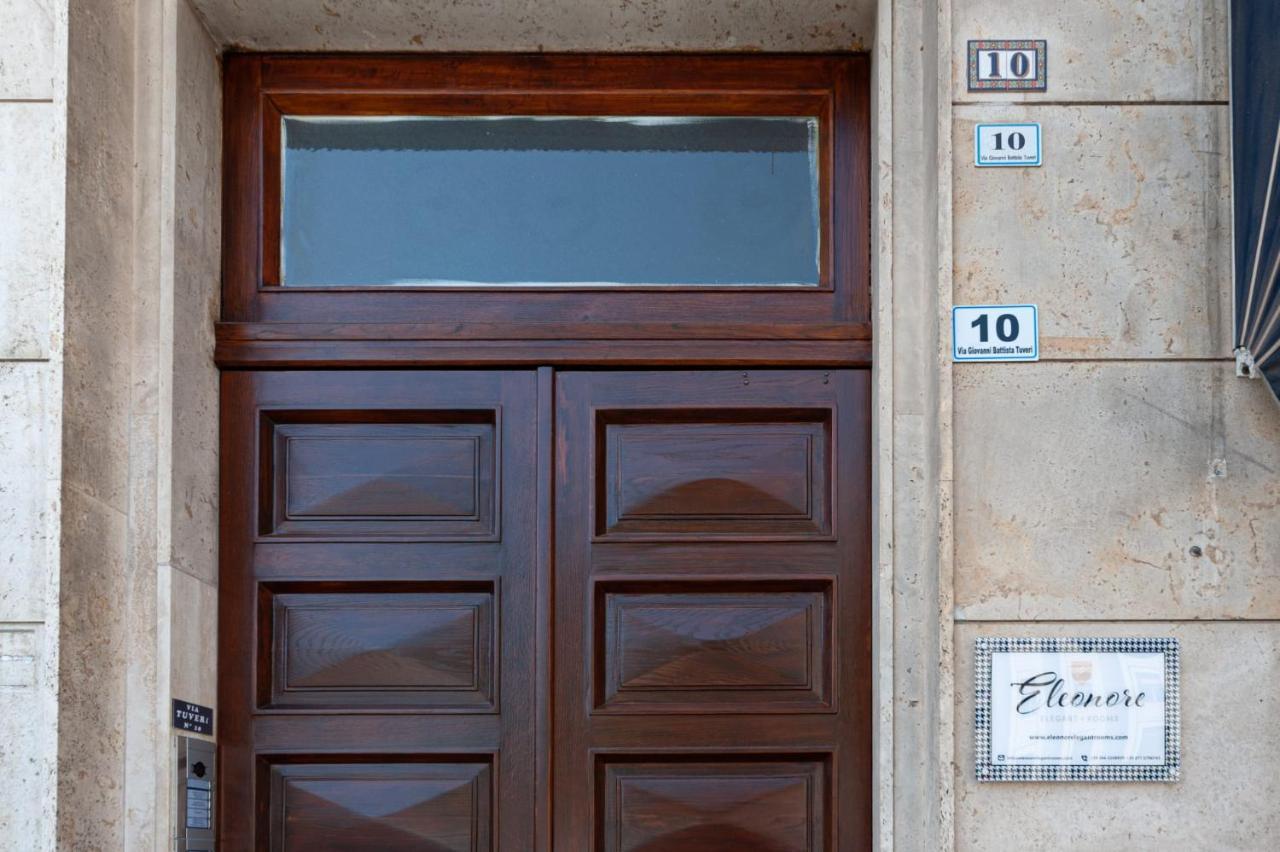 Eleonore Elegant Rooms Cagliari Bagian luar foto